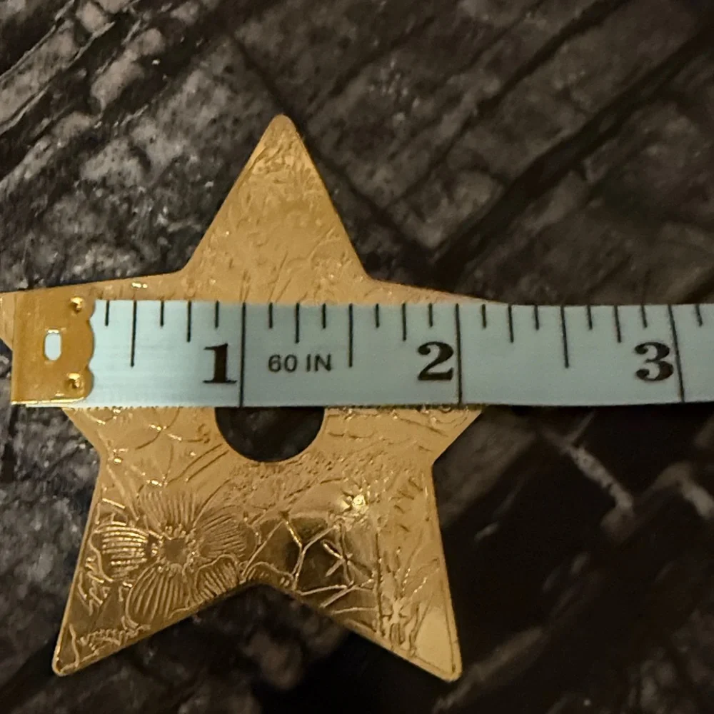 Gold Star Ornament Or Charm